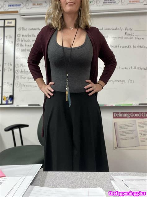 nsfw selfies|r/teachersgonewild